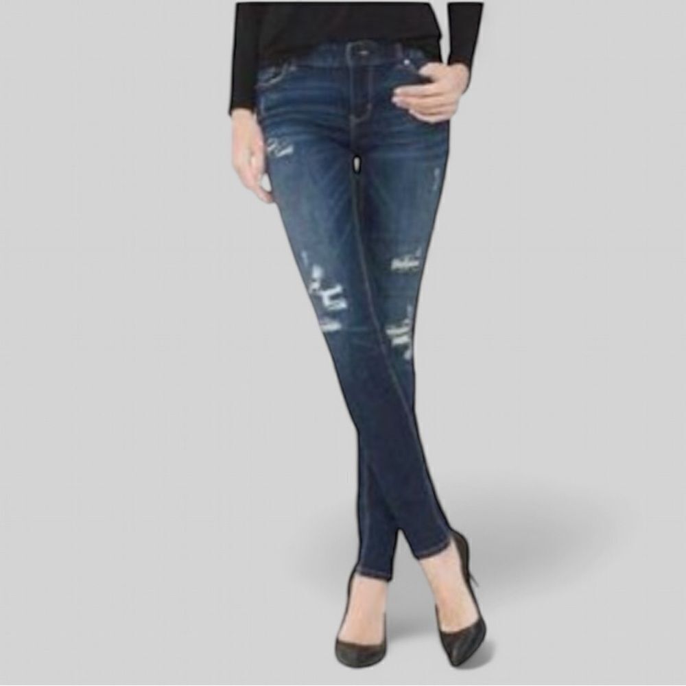 White House Black Market Girlfriend Distressed Jeans Size 4